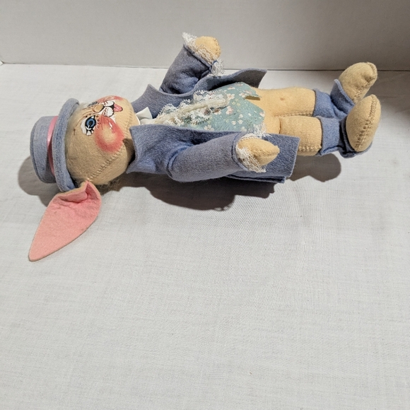 Annalee Easter Bunny Rabbit couple Dolls VTG 1988 Mobilitee - Picture 10 of 16